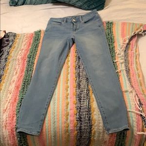 Light wash jegging